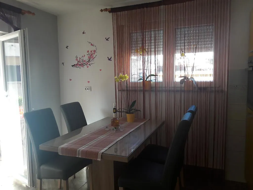 Apartman Hana Pula