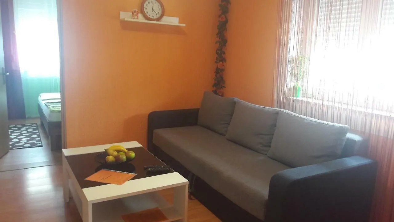 Apartman Hana Pula 0*,  Croatia